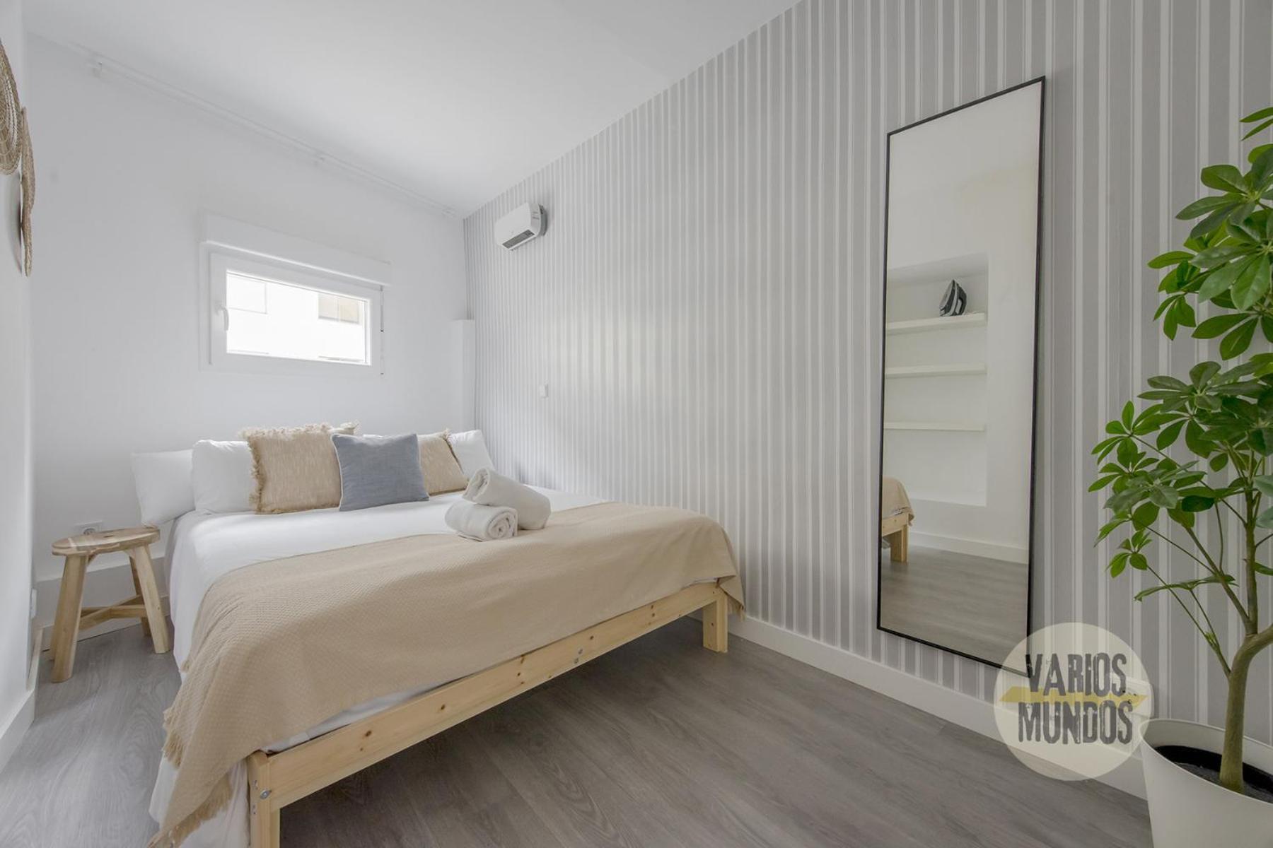 Atico Calle Silva Para 3Pax Con Terraza Esquina Con Gran Via E2 Madrid Dış mekan fotoğraf